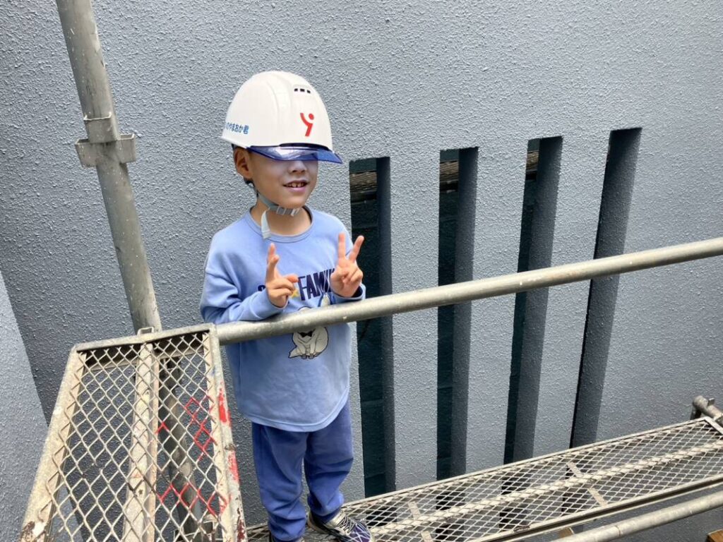 現場レポート足場子供2