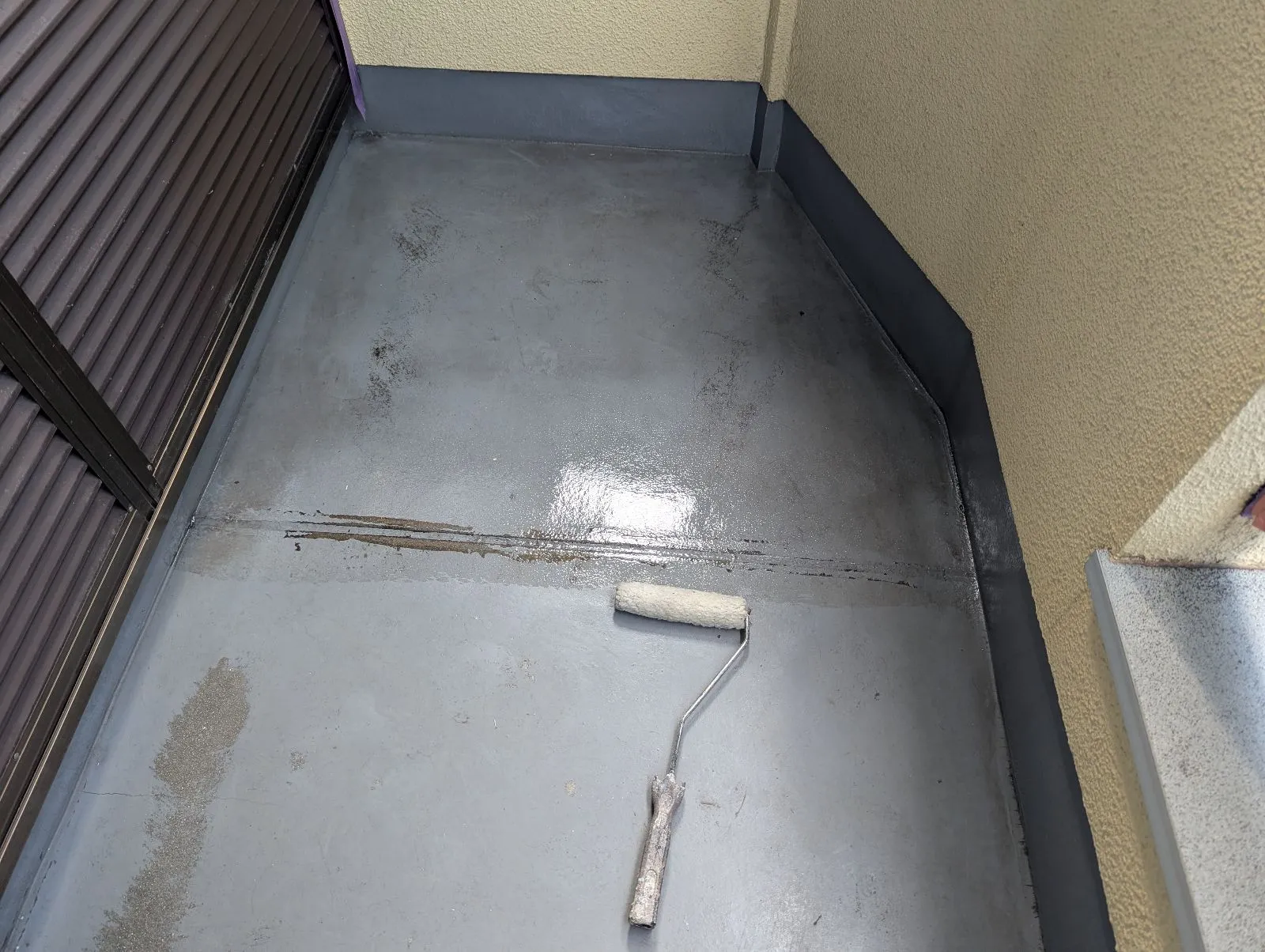 加古郡播磨町K様邸バルコニー床塗装