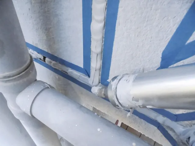 雨漏りマンション画像