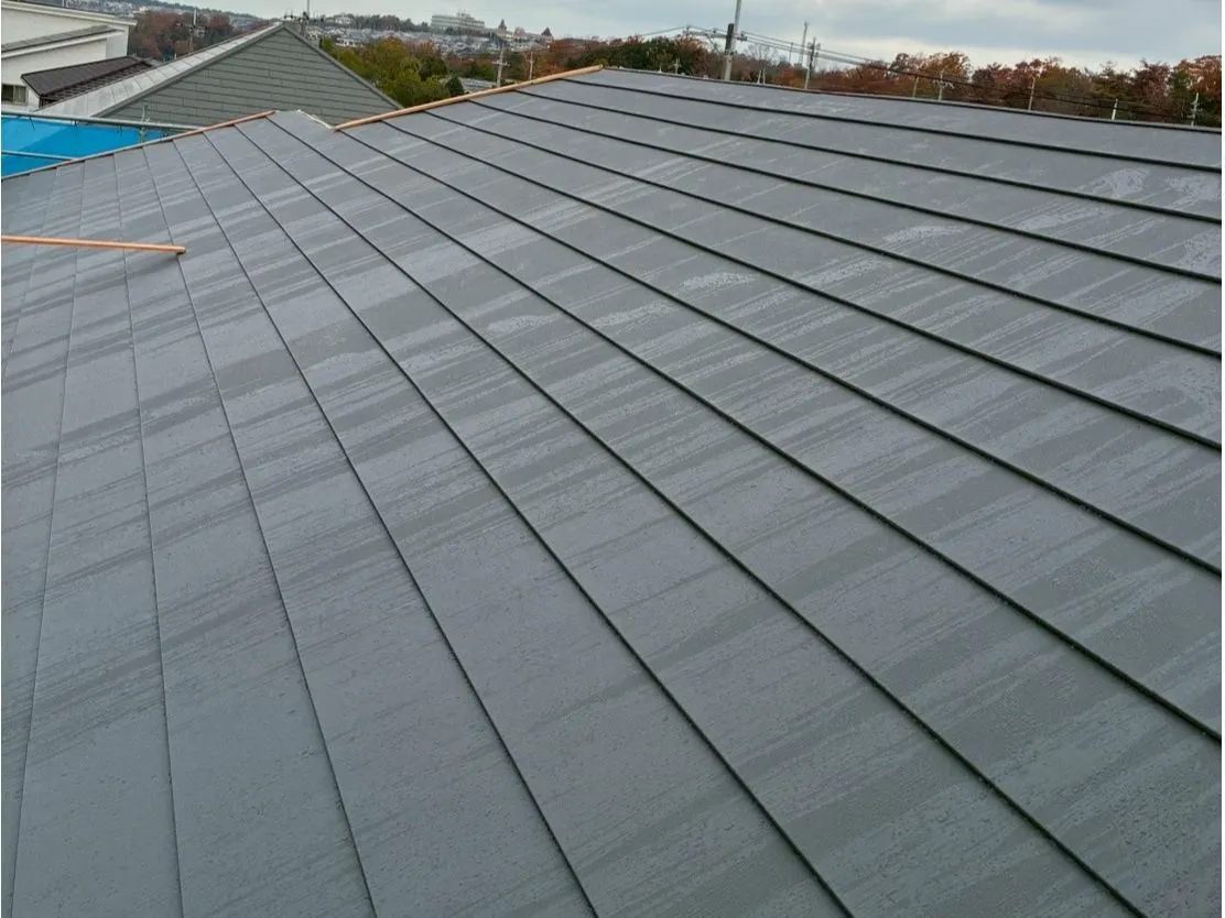 神戸市西区美穂が丘Y様邸屋根カバー工法