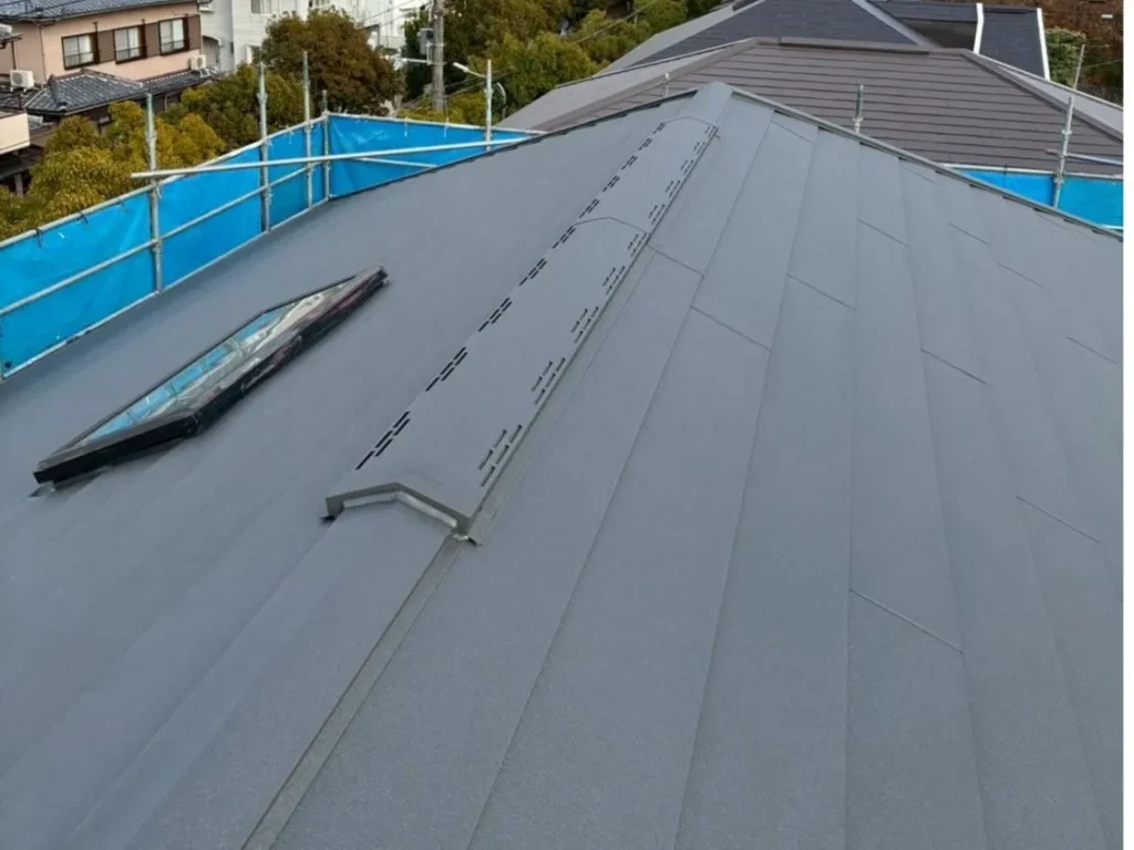 ガルバリウム鋼板カバー工法_施工後